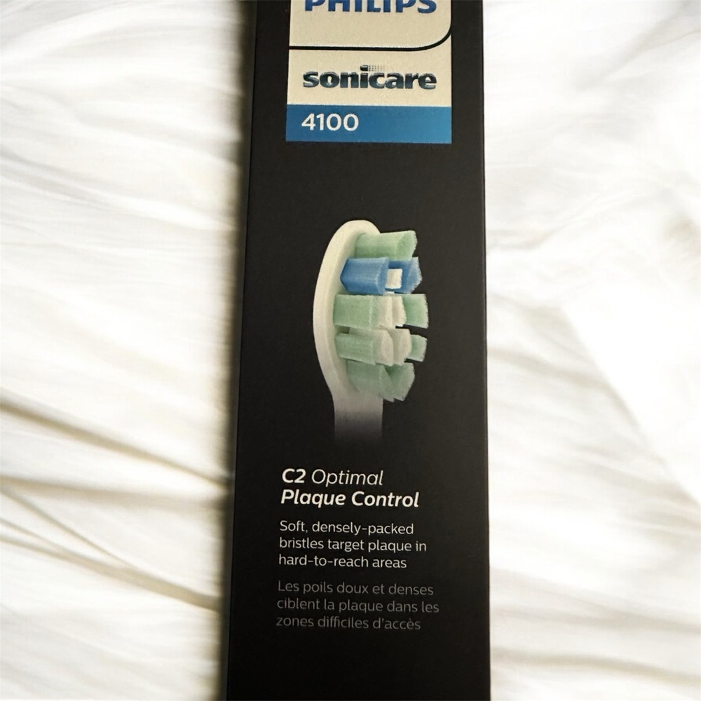 NEW Philips Sonicare 4100 Electric Toothbrush!!!! - Picture 3 of 4